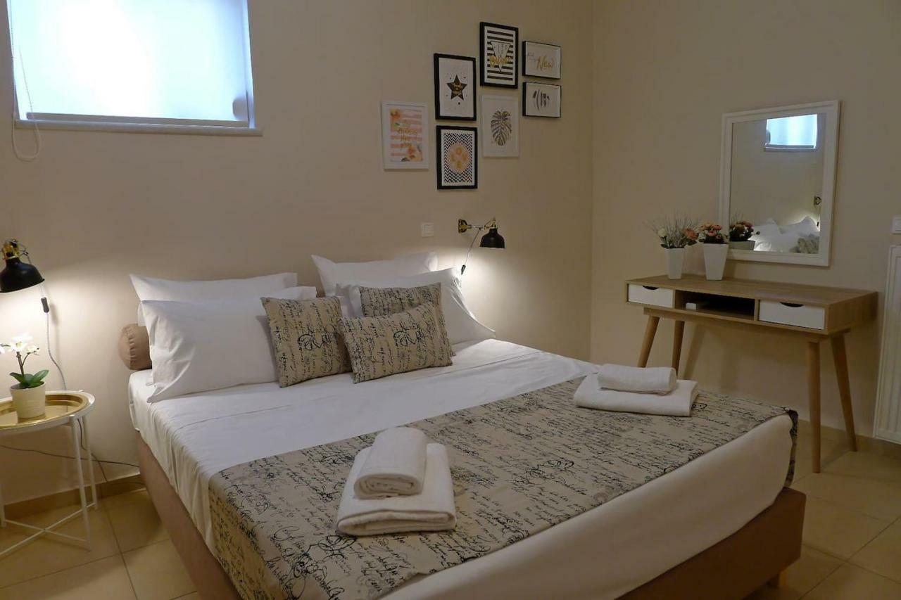 Maria & Manos Guest House, Agios Onoufrios Beach Bagian luar foto